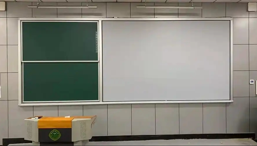 如何维护清洁互联黑板